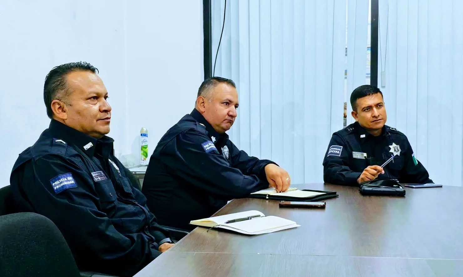 Titular de la SSPM-SJR se reunió con habitantes de El Coto; el objetivo fue impulsar la participación ciudadana.