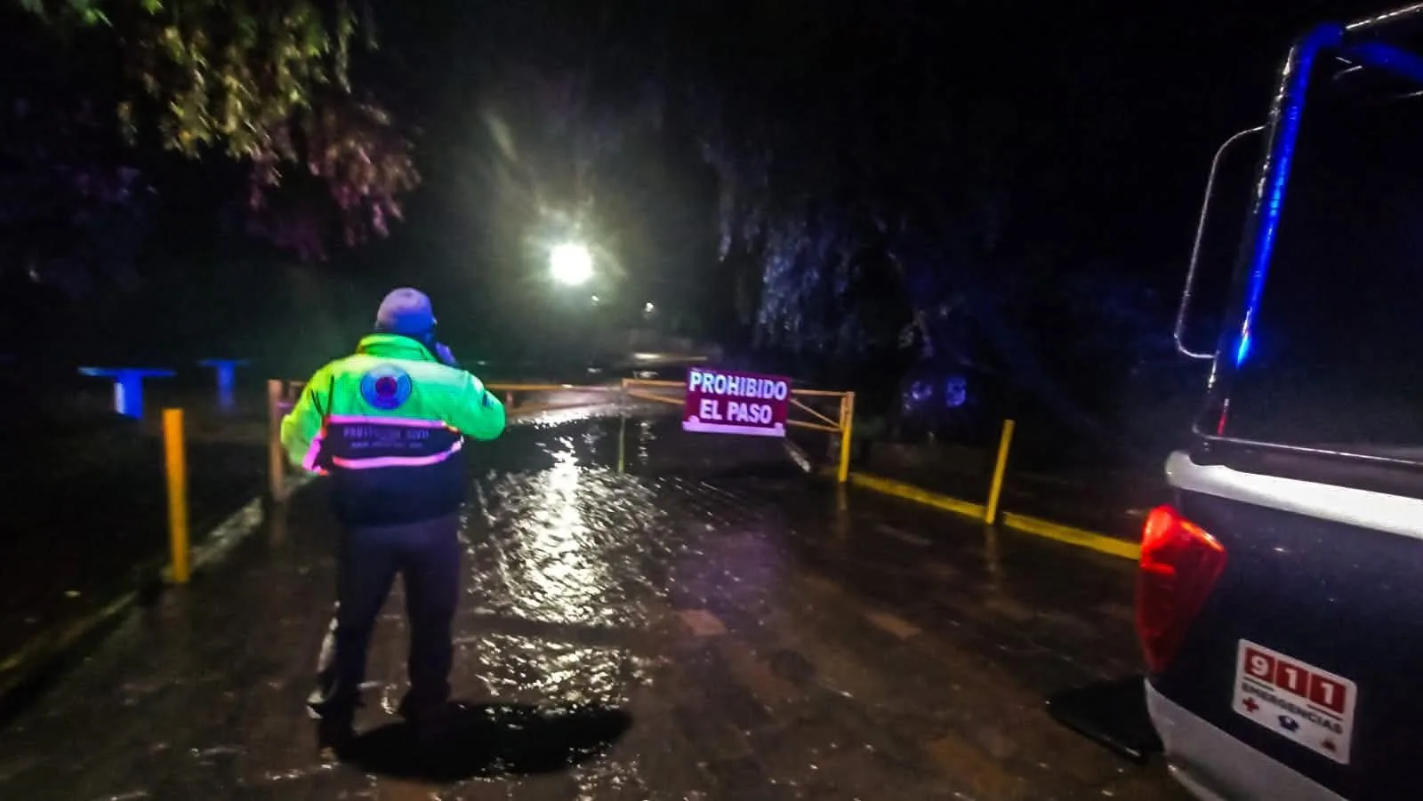 Piden a ciudadanía no acercarse al Río San Juan; el afluente ha incrementado notoriamente su nivel en las últimas horas.