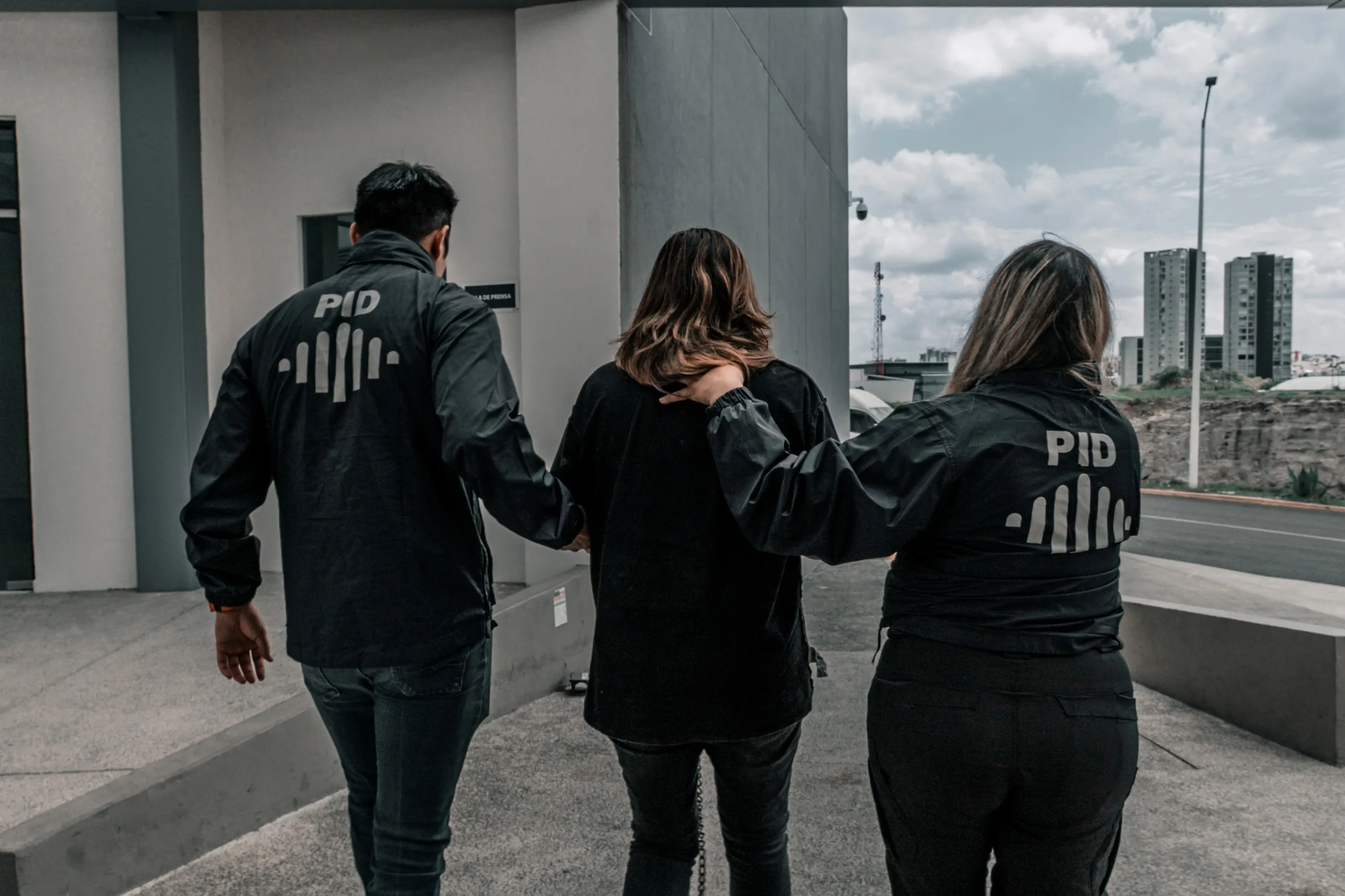 Procesan a los 7 individuos que intentaron secuestrar una mujer en Colón y que fueron interceptados y detenidos en SJR.