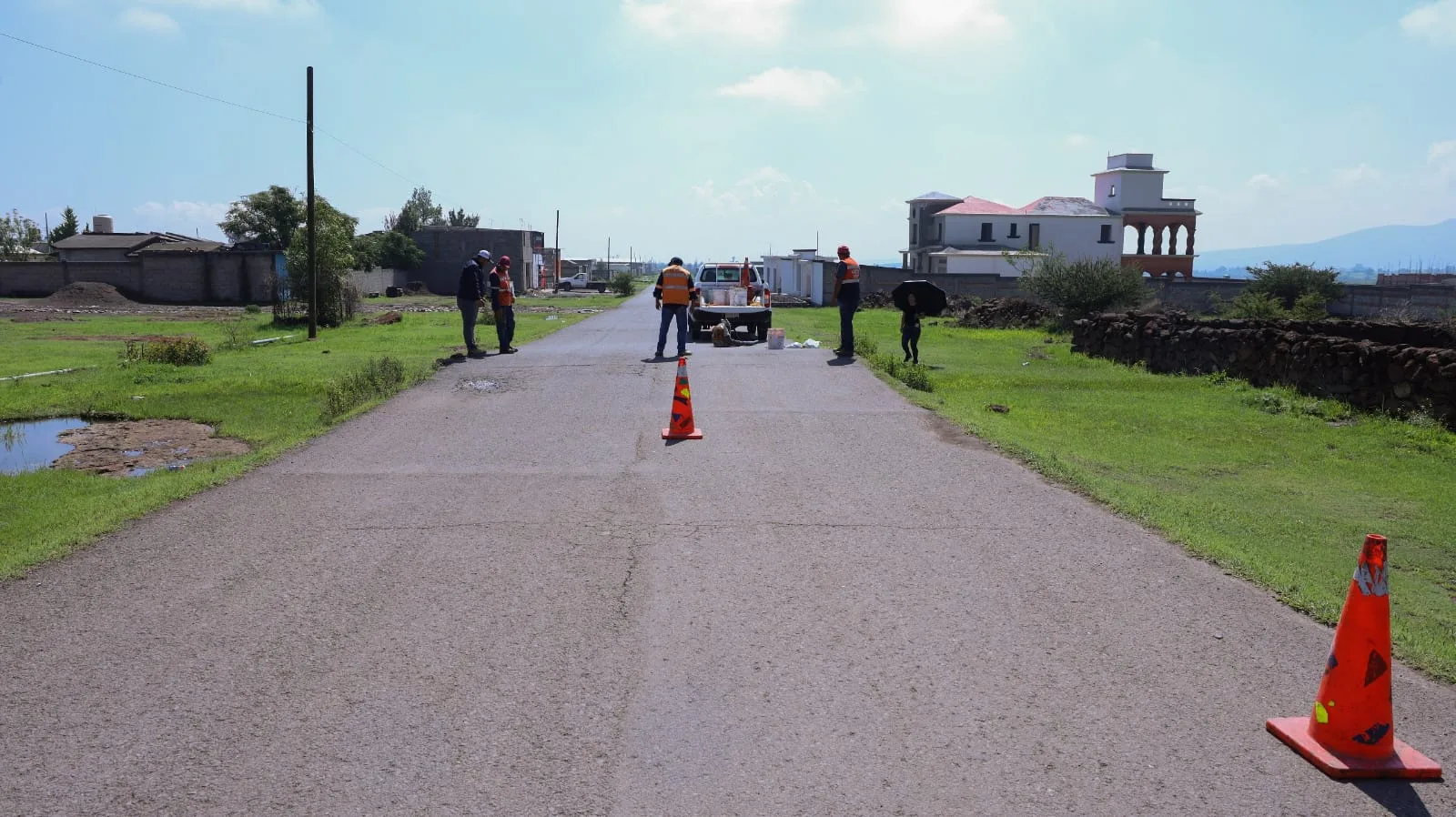 Gobierno Municipal de San Juan del Río atiende a ciudadanos con el Programa “Lunes en Laguna de Vaquerías”.