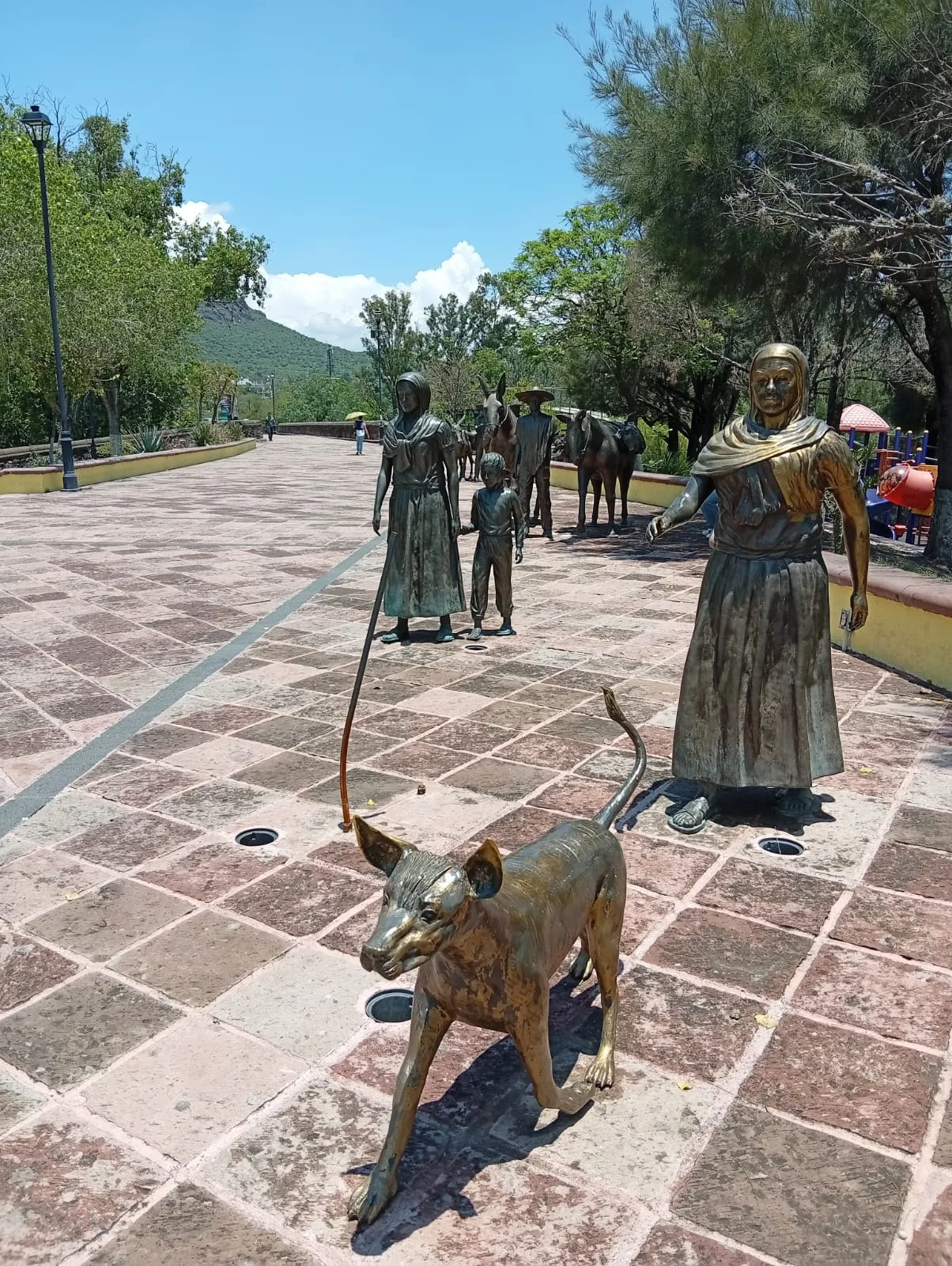 “El Seco” y “El Choco” terminaron en prisión por robarse la escultura de una niña; ubicada en El Puente de La Historia, en SJR.