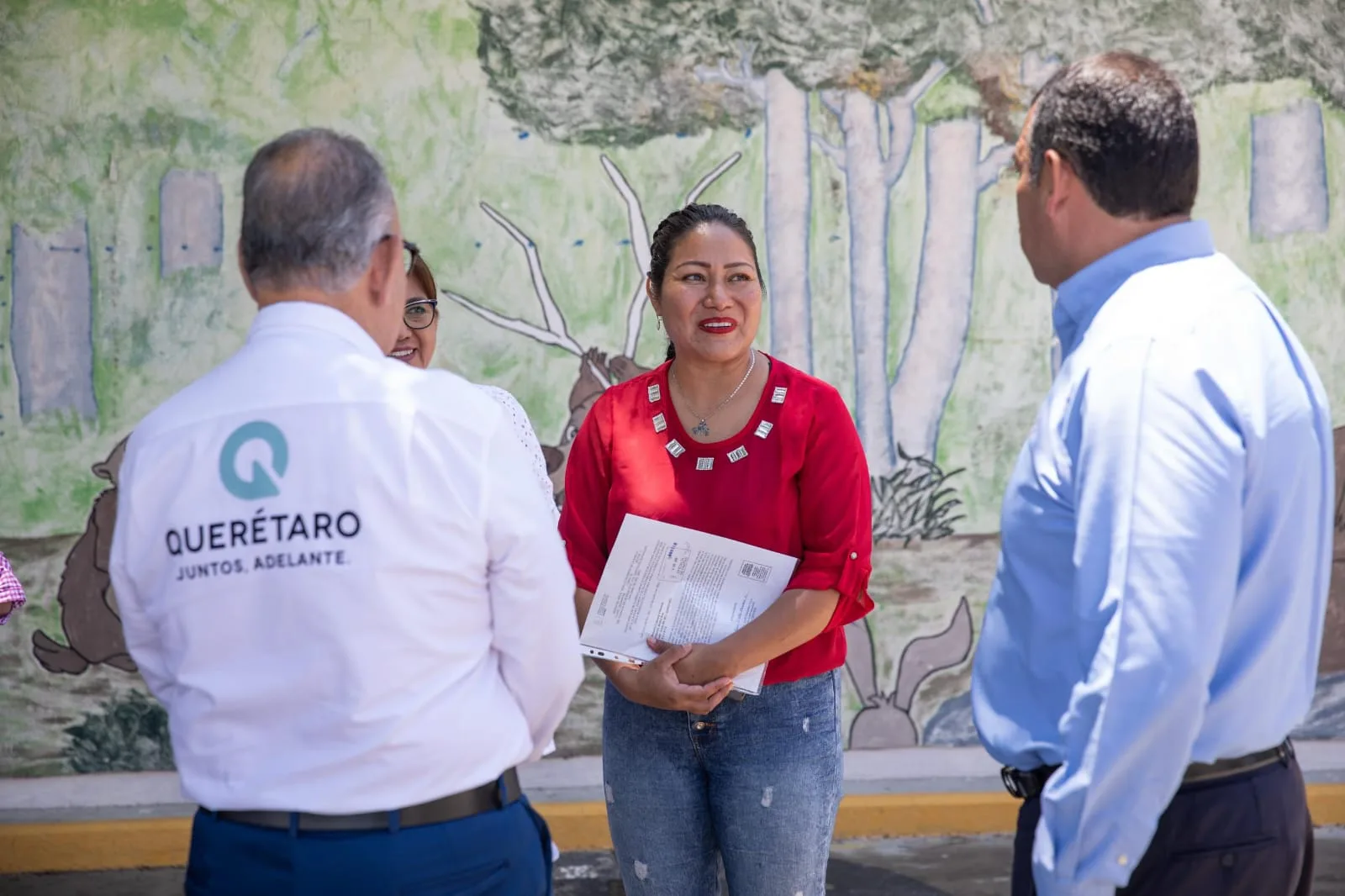 Entregan y supervisan obras en cinco escuelas de SJR; inversión de más de 10 MDP.