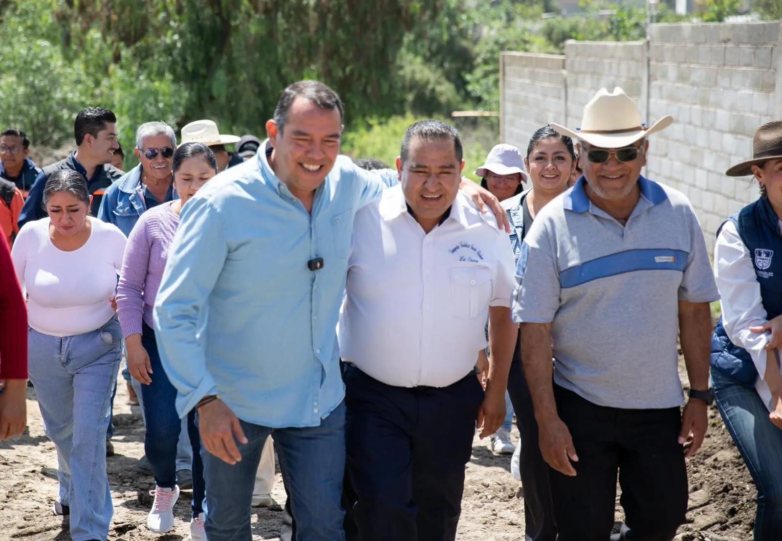 Arrancó segunda etapa para la rehabilitación de calle en Santa Bárbara La Cueva; más de 5 MDP de inversión.
