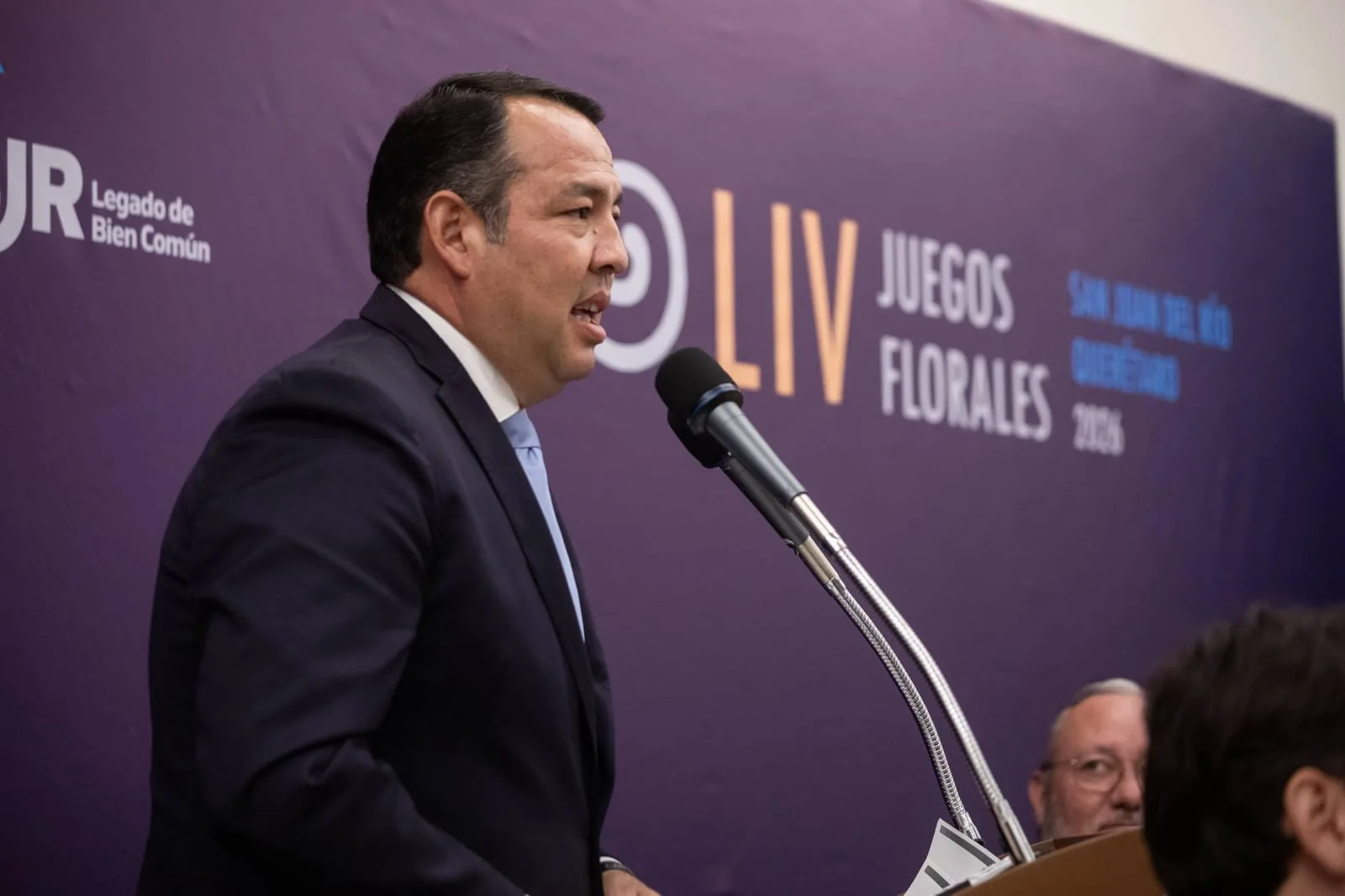 Encabezan Roberto Cabrera y Gina Sánchez la premiación de los LIV Juegos Florales SJR 2026.