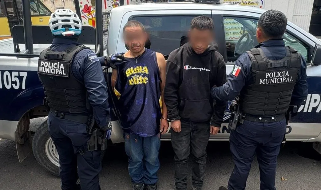 Presentan a los responsables de atracar -violentamente- una farmacia; en la zona centro de SJR.