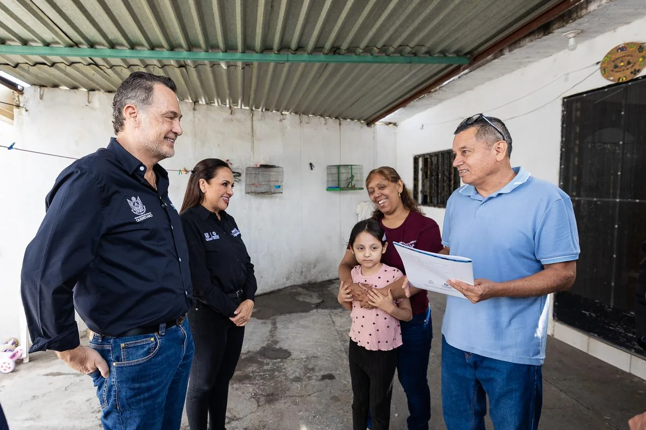 Fortalece Gobierno de Querétaro el patrimonio de familias de SJR con 300 títulos de propiedad.