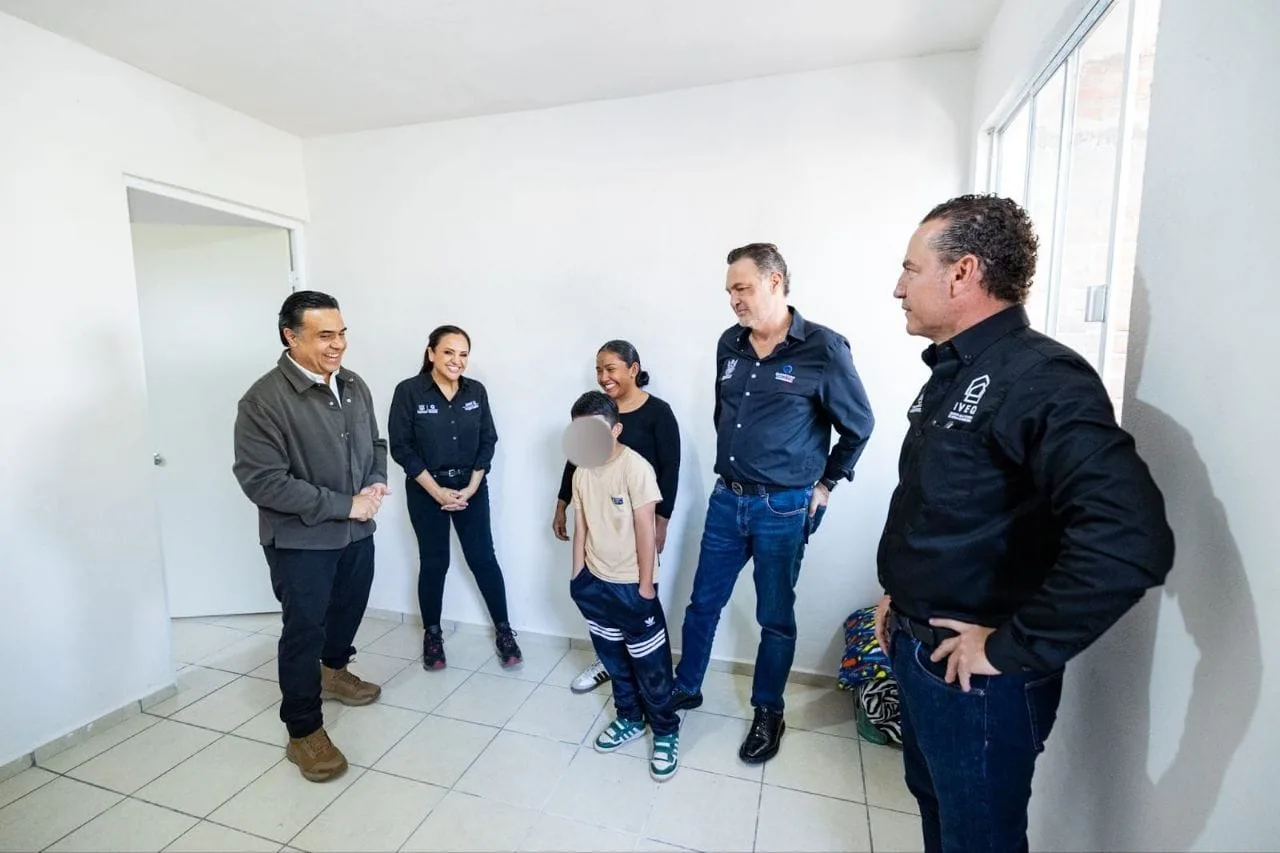 Lleva Gobernador Kuri mejoras de vivienda para personas en Estado de Vulnerabilidad de SJR