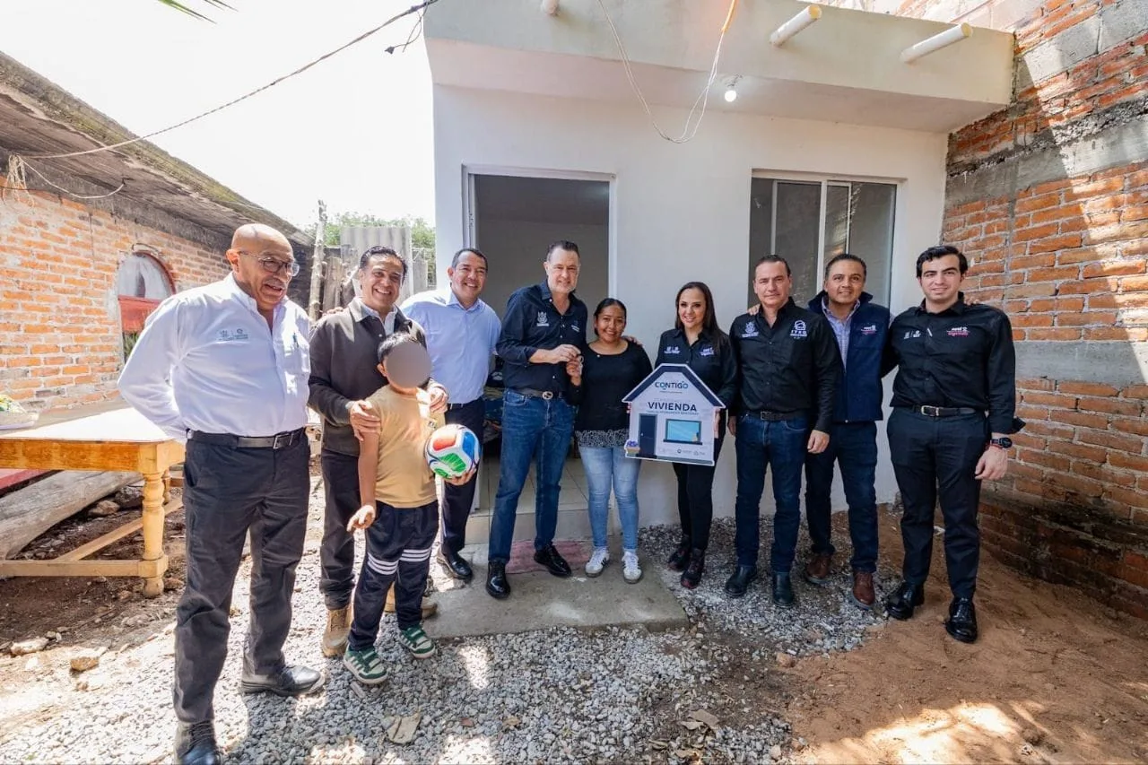 Lleva Gobernador Kuri mejoras de vivienda para personas en Estado de Vulnerabilidad de SJR