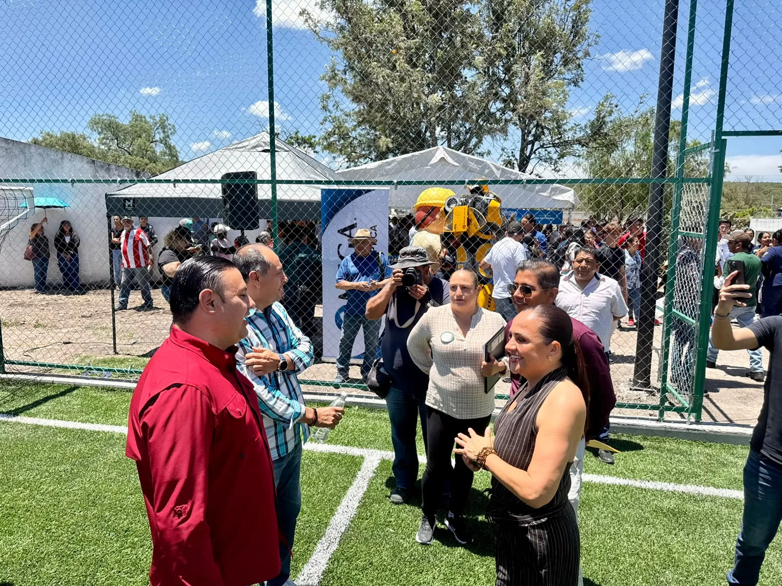 El Gobierno de México fortalece el tejido social con la entrega de 2 nuevas Canchas de Fútbol 5 en SJR.