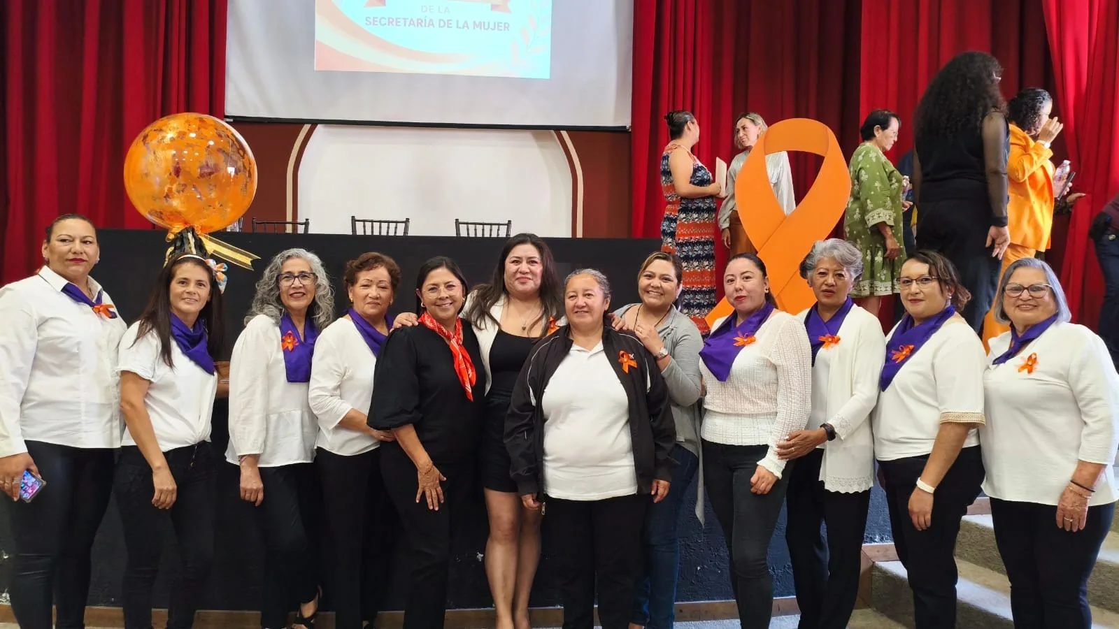 Secretaría de la Mujer entrega cerca de 80 constancias a participantes de programas del primer semestre de 2026.