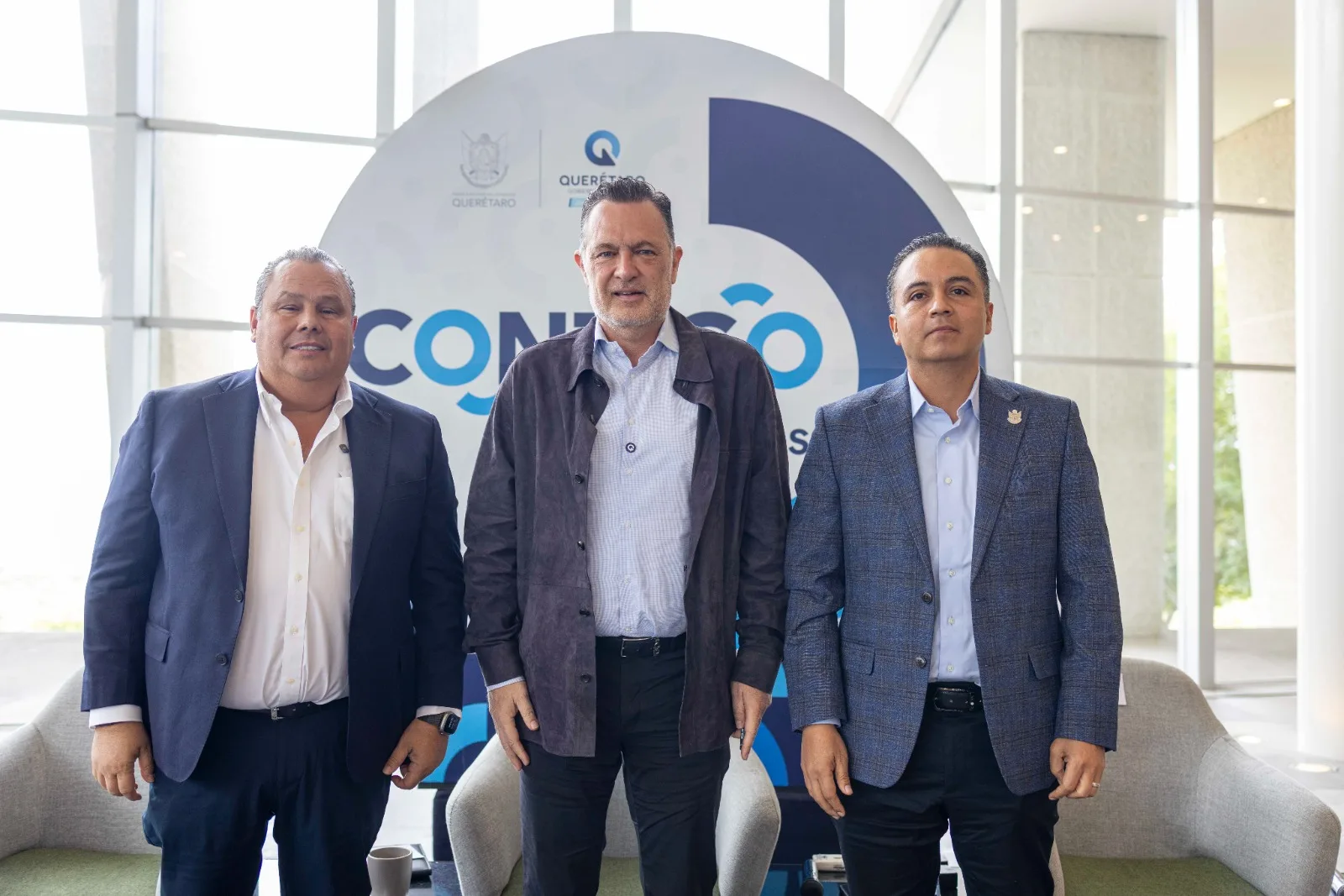 Suma Querétaro nuevas alternativas de traslado con inDrive y 711 concesiones de QroTAXI