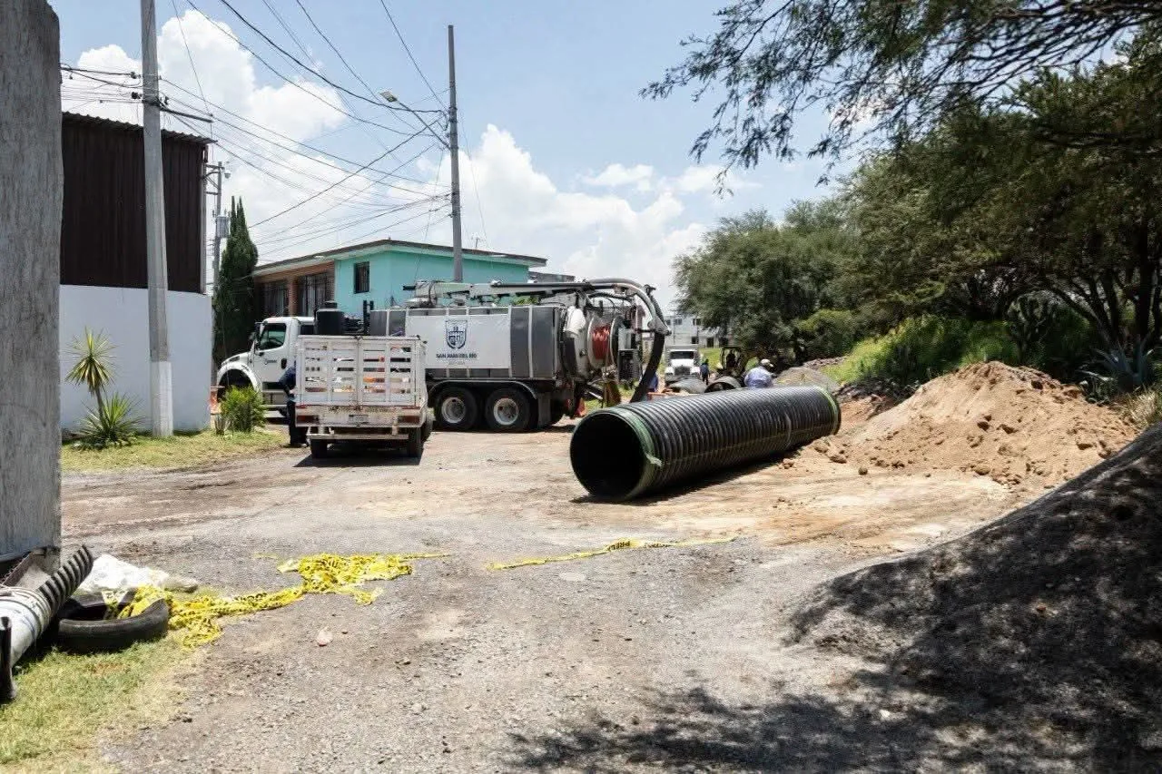 JAPAM atiende afectación temporal en la calidad del agua en El Pedregoso y La colonia México;  por obras del Tren Mex-Qro.