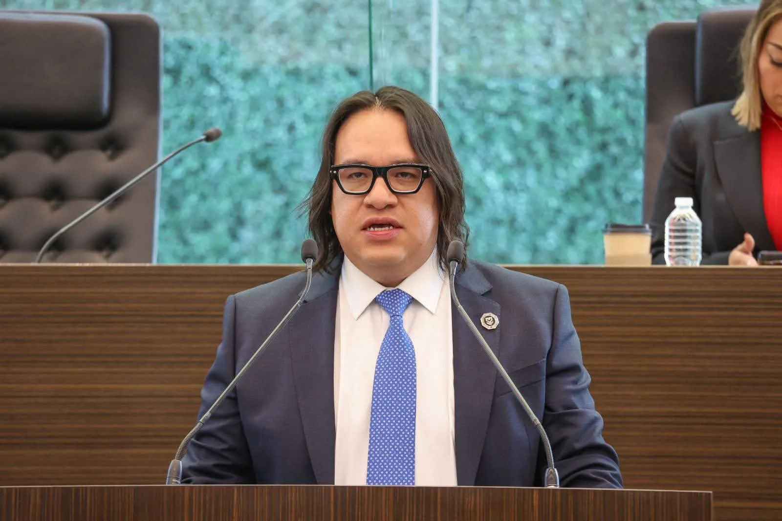 Denuncian formalmente a Pancho Domínguez, él lo niega; Fiscal  General sale en defensa del Panista. ¿Cómo se llamó la obra?