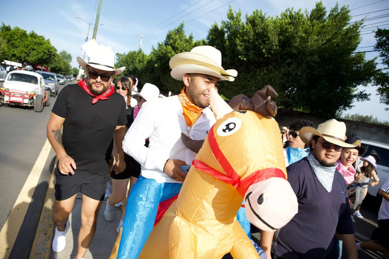 Concluyó con rotundo éxito la Carrera “FestiVaqueRun” en SJR; participaron más de 7 mil personas.