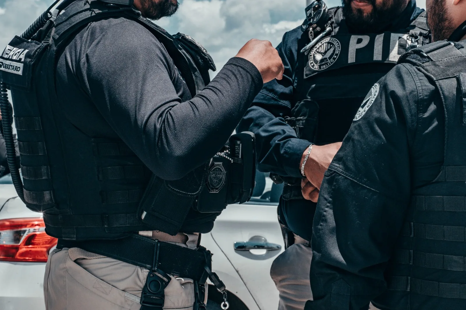 Redada en SJR y otros municipios deja  7 detenidos; hay droga y armas decomisadas.