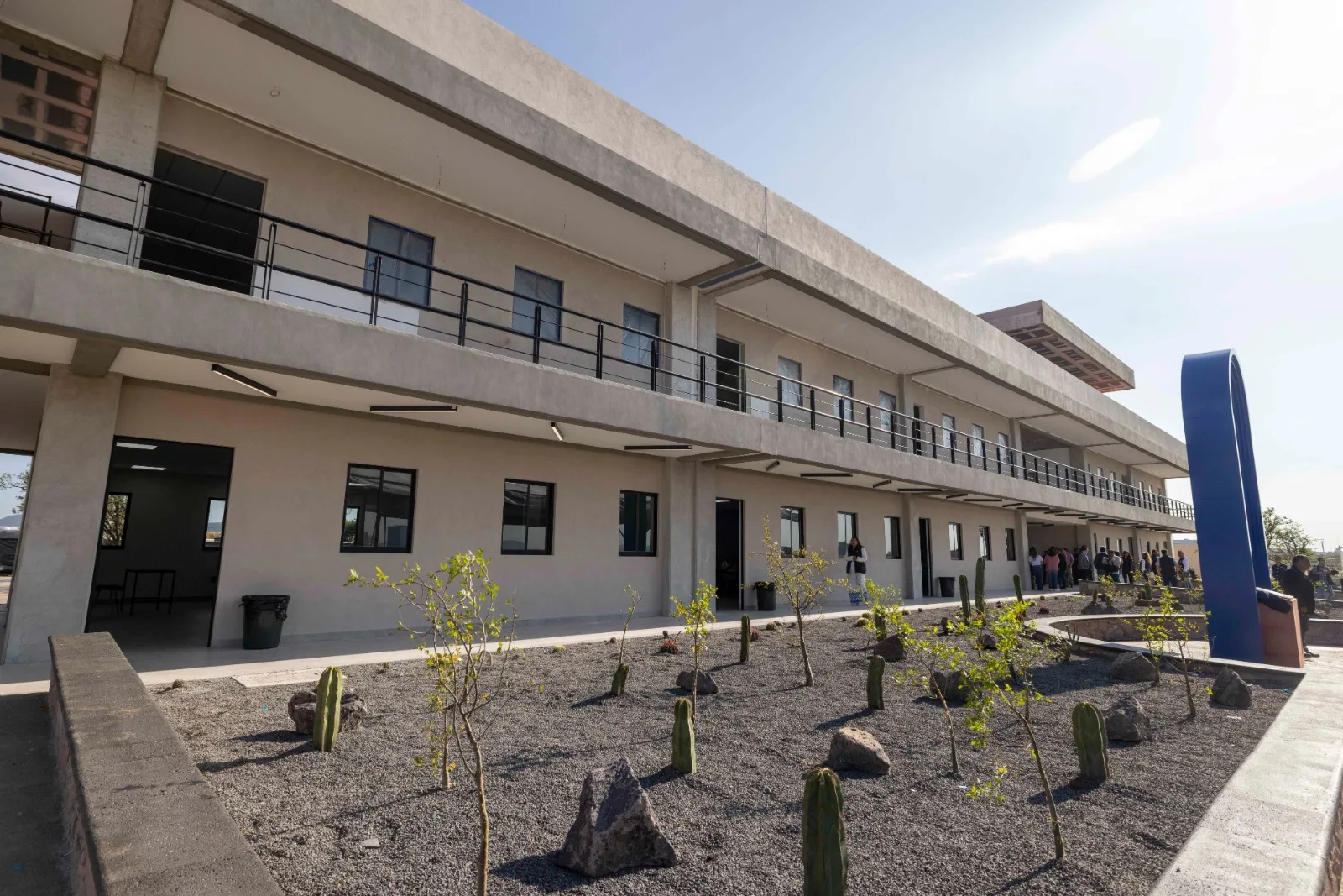 Inaugura Gobernador nuevo edificio de la Escuela de Bachilleres de la UAQ, Campus Aeropuerto