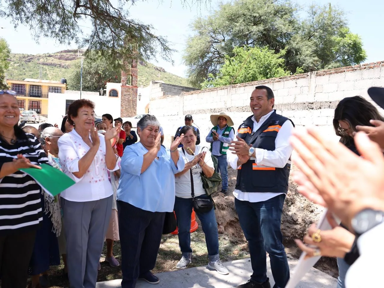 Construye Gobierno Municipal de SJR techumbre en Casa Blanca con más de 1.6 mdp de inversión.