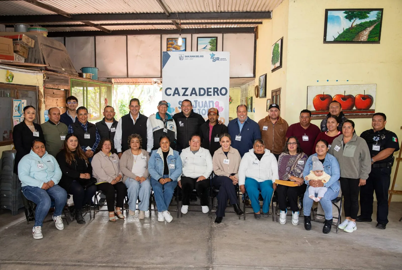 Trabajando Por San Juan Gobierno Municipal escucha a la ciudadanía y realiza jornada de trabajo en Cazadero.