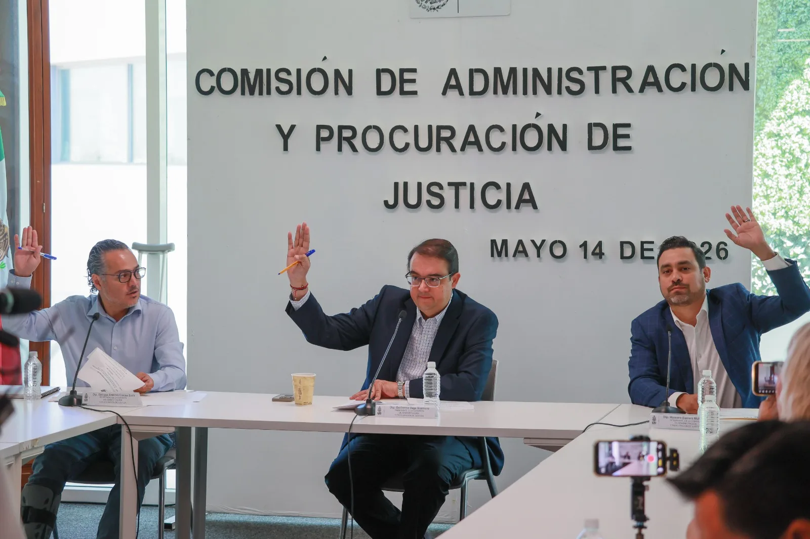 Recorre Memo Vega comunidades con motivo de su Informe de Actividades.