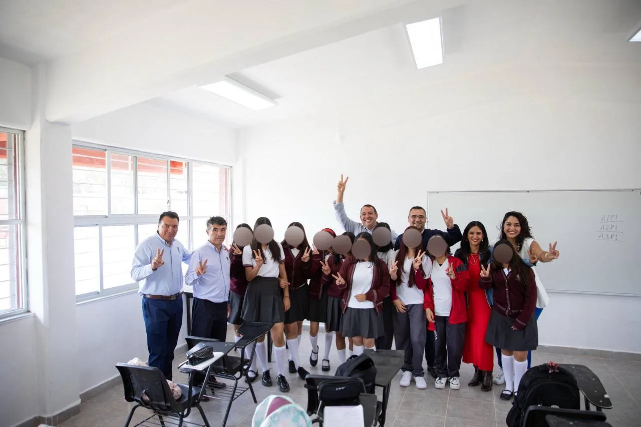 Roberto Cabrera y director general del COBAQ encabezan inicio de semestre y arranque del Bachillerato Incluyente en plantel 10