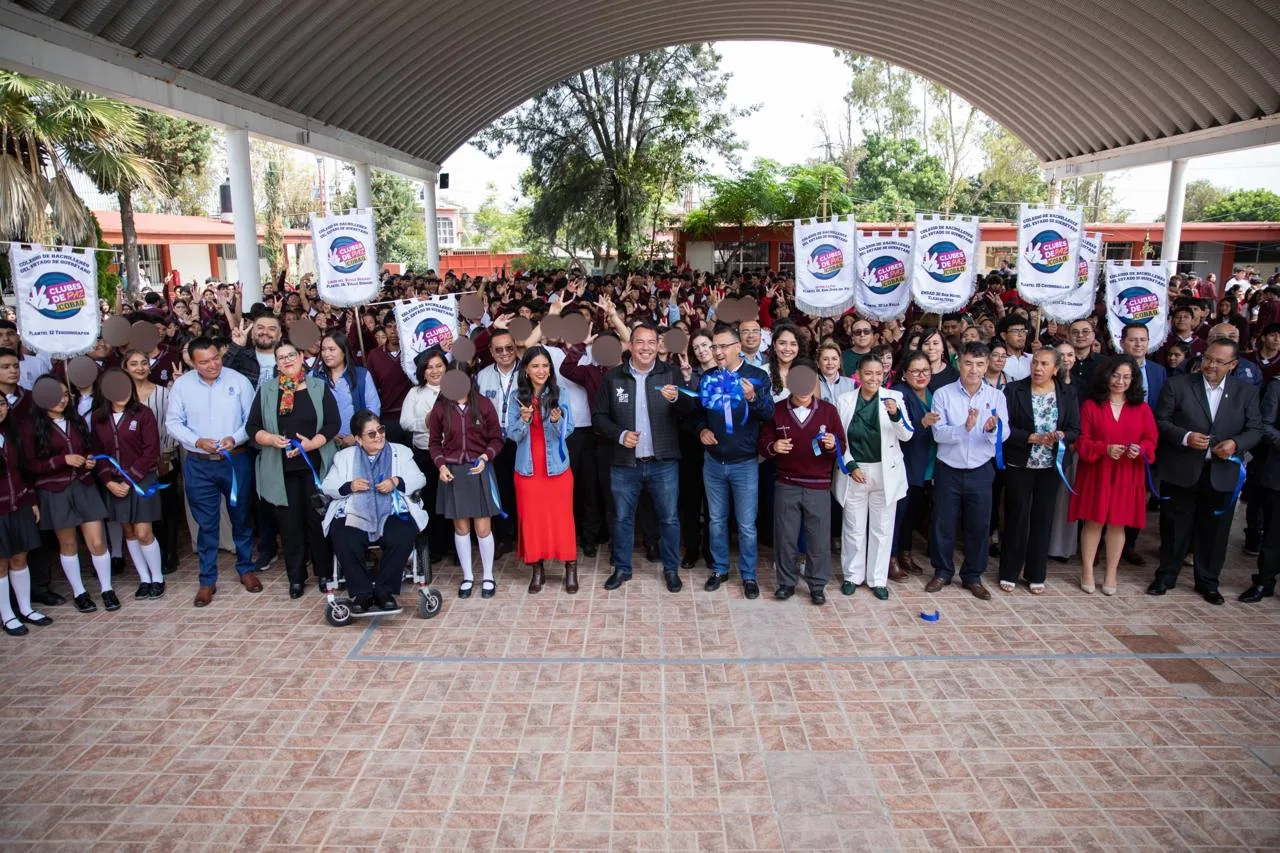 Roberto Cabrera y director general del COBAQ encabezan inicio de semestre y arranque del Bachillerato Incluyente en plantel 10