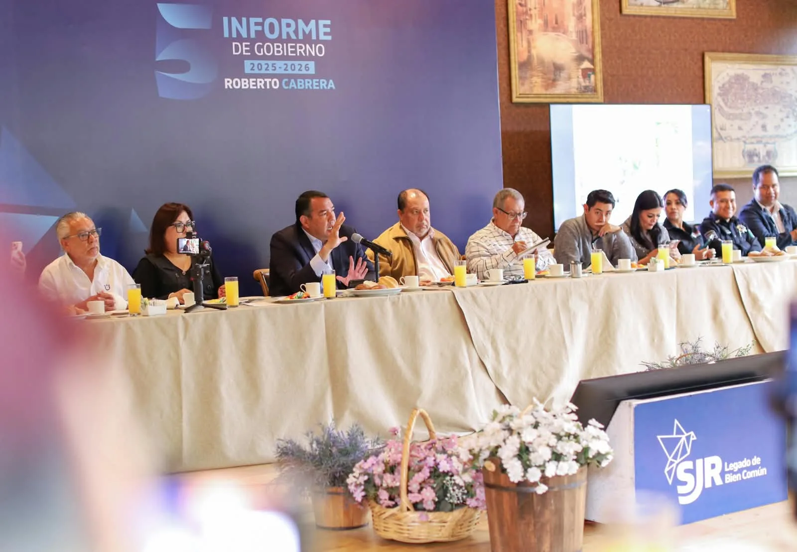 Roberto Cabrera inicia actividades con motivo de su Quinto Informe de Gobierno.
