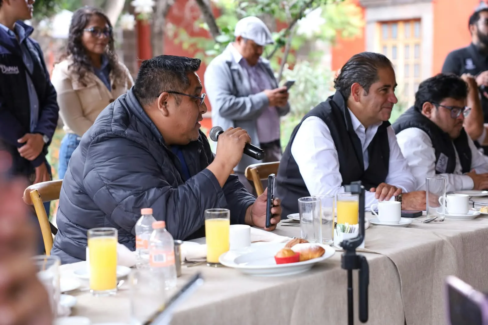 Roberto Cabrera inicia actividades con motivo de su Quinto Informe de Gobierno.