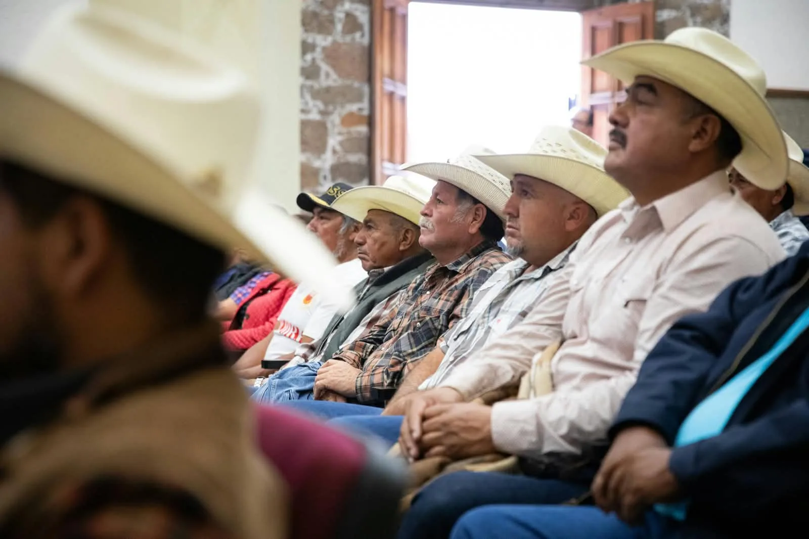 Roberto Cabrera destaca acciones a favor del campo en su Quinto Informe de Gobierno.