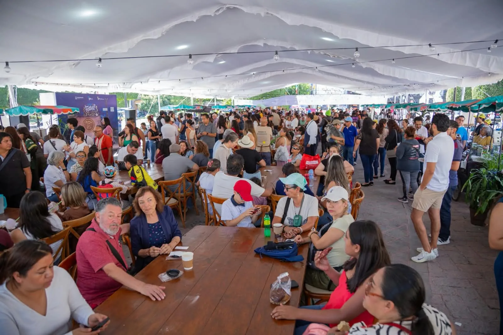 Gran éxito durante el Primer Festival del Café en SJR; se congregaron alrededor de 15 mil visitantes.