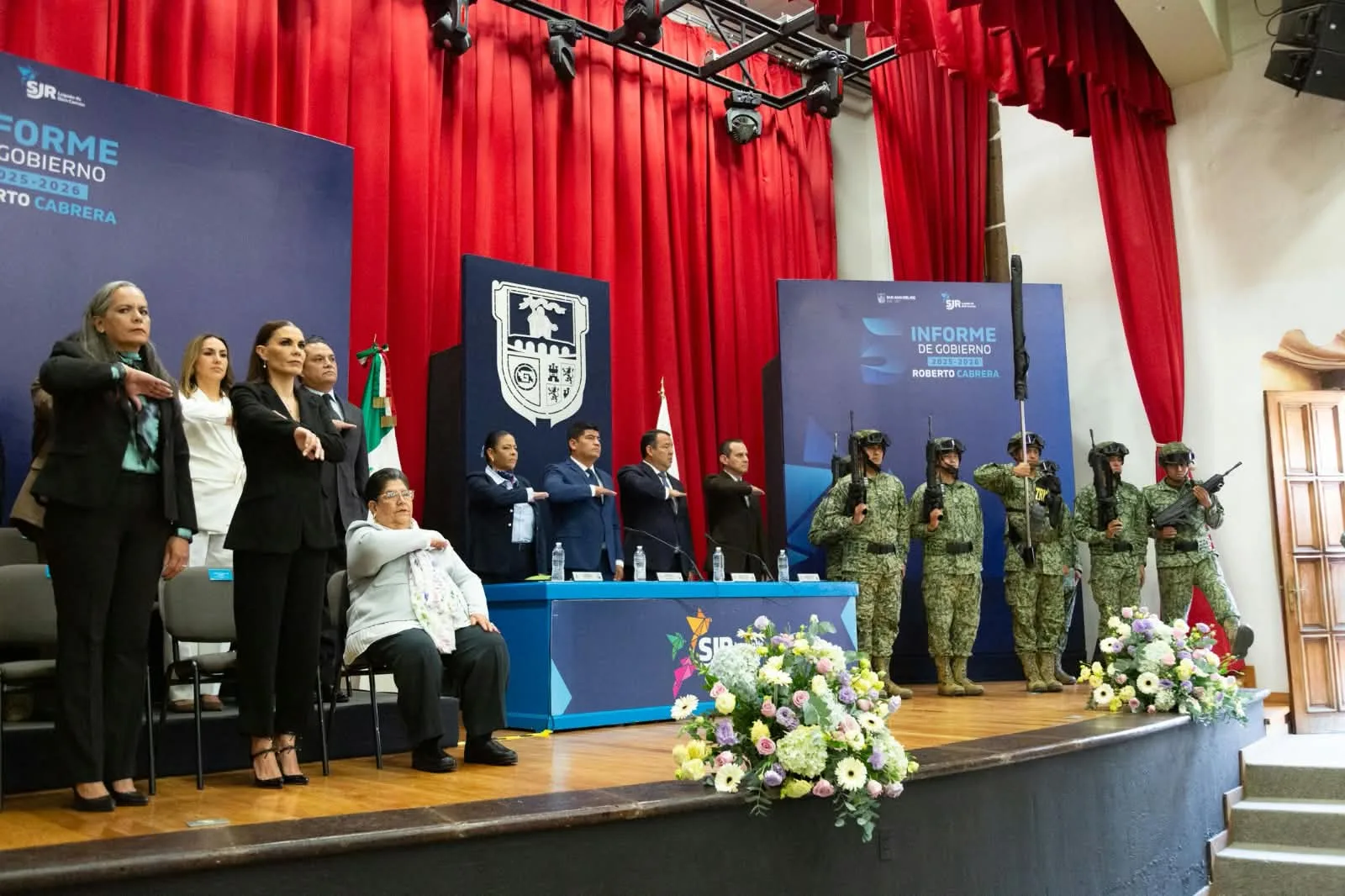 San Juan del Río, nuestra casa, se construye mejor en familia: Roberto Cabrera.