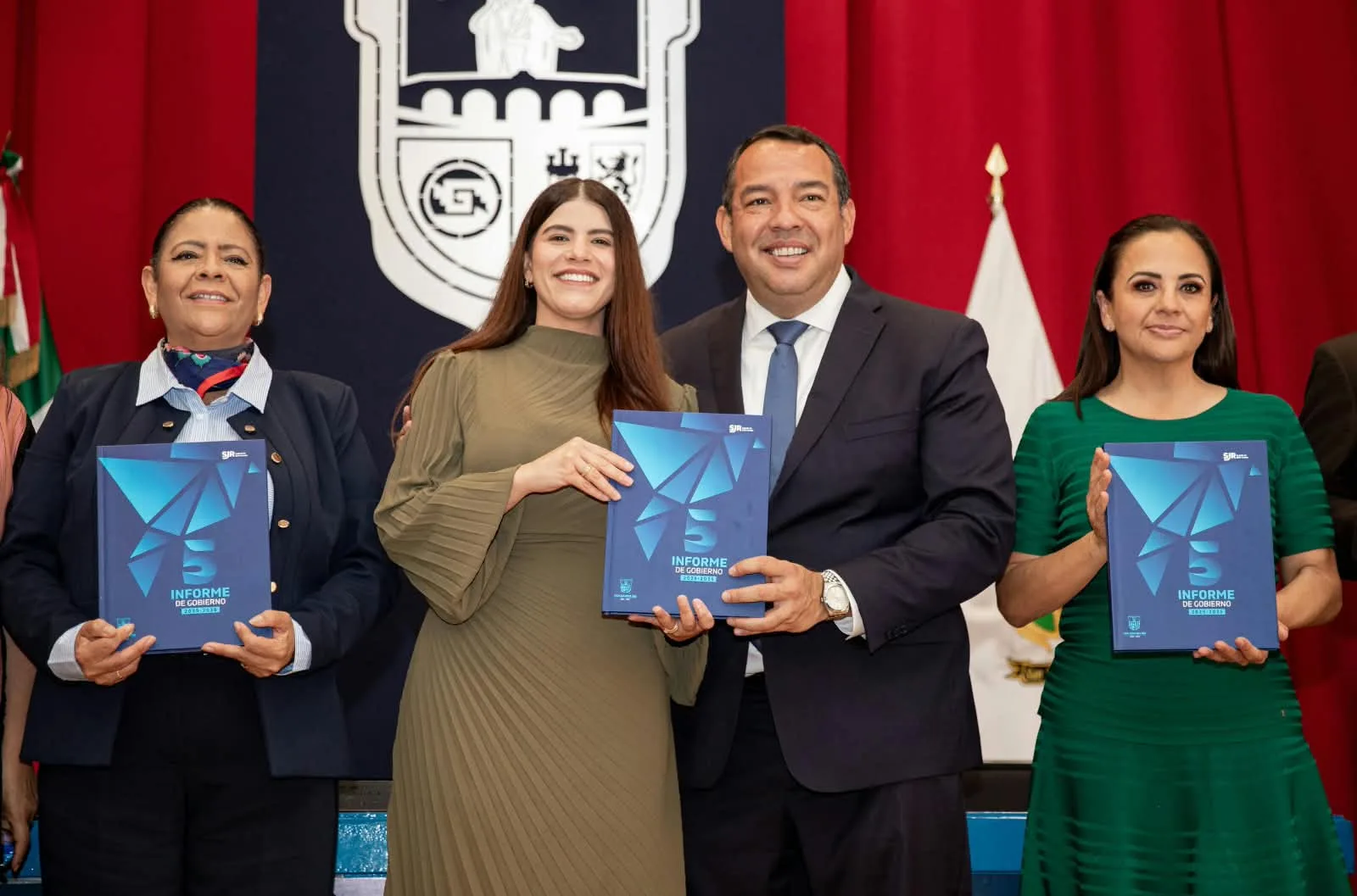 San Juan del Río, nuestra casa, se construye mejor en familia: Roberto Cabrera.