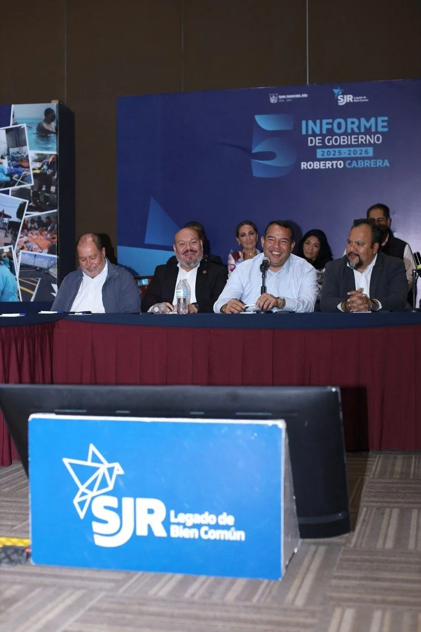 Roberto Cabrera se reúne con CANACINTRA y Asociación de Industriales en su Quinto Informe de Gobierno.
