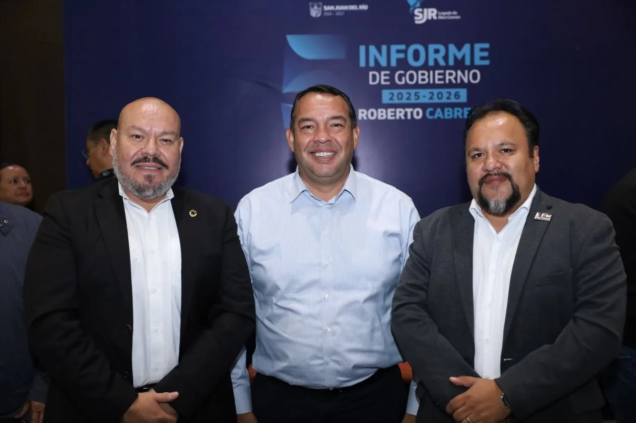 Roberto Cabrera se reúne con CANACINTRA y Asociación de Industriales en su Quinto Informe de Gobierno.