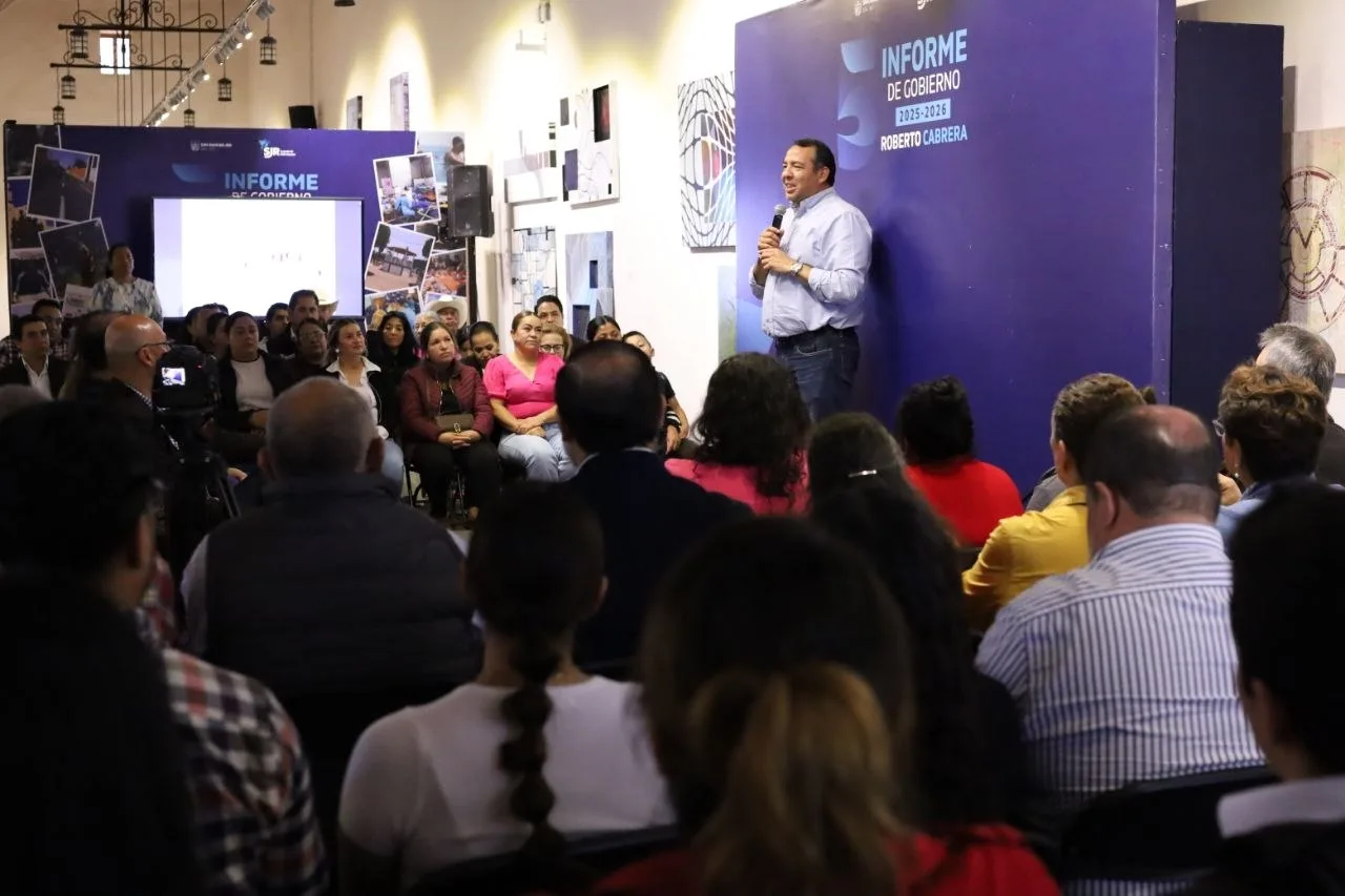 Sostiene Roberto Cabrera encuentro con integrantes de Comités de Contraloría Social.