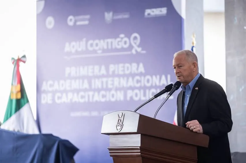 La política exterior, los tratados internacionales y la seguridad nacional corresponden de manera exclusiva al Gobierno Federal.