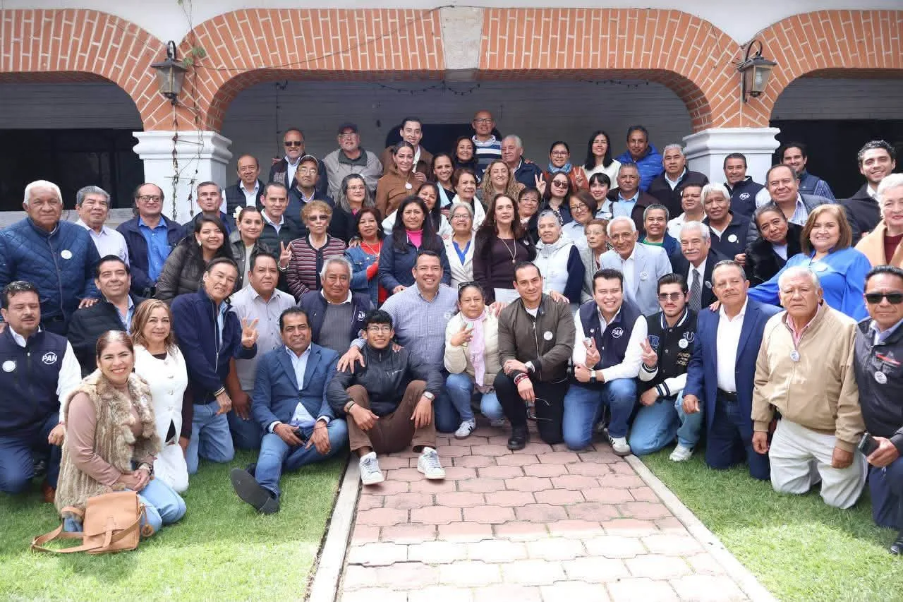 Salvador Olvera conmemoró primer triunfo opositor en  San Juan del Río.