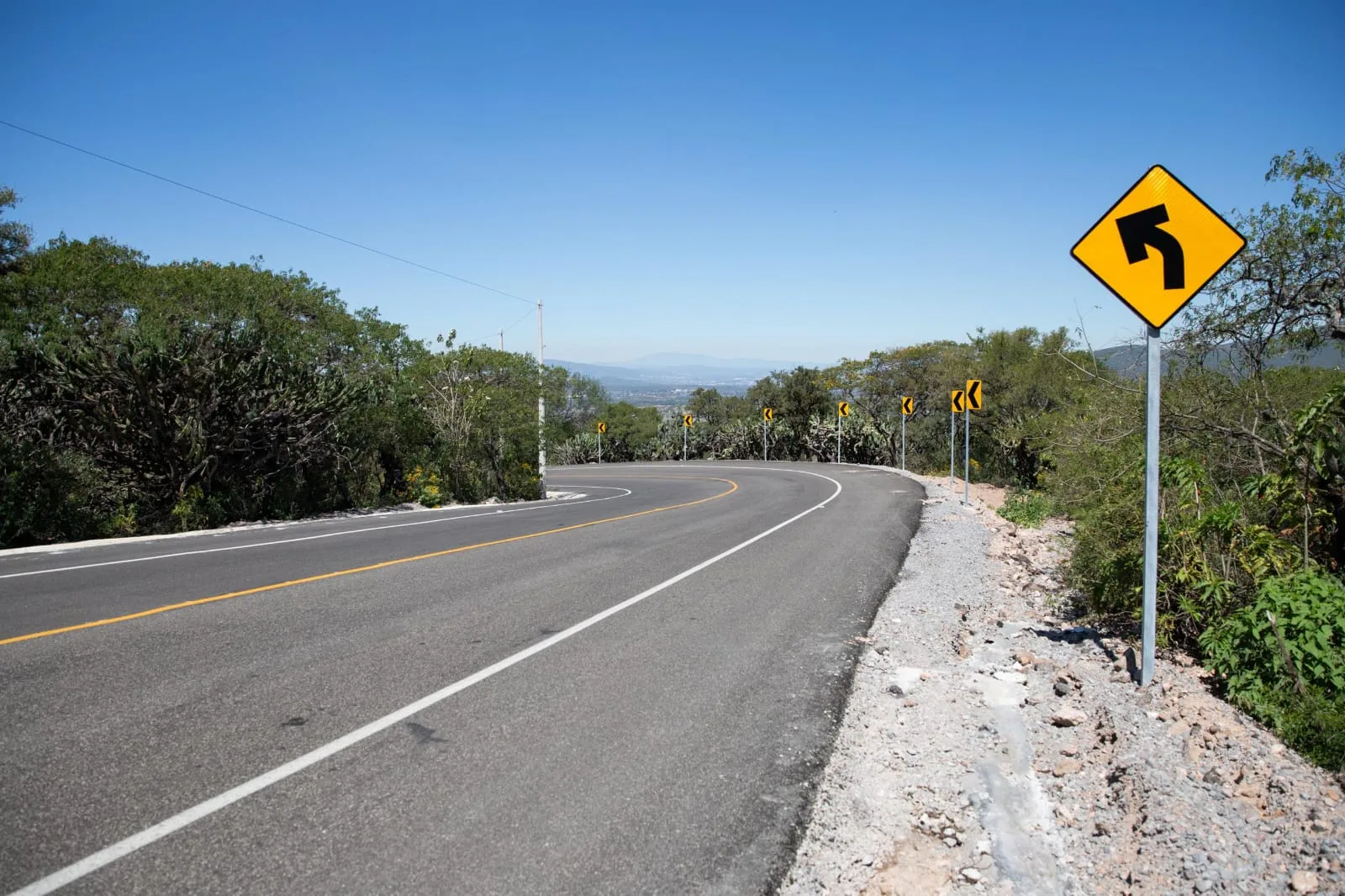 Entregan rehabilitación de más de 10 mil metros cuadrados de pavimento;  en el camino Cerro Gordo–El Sitio