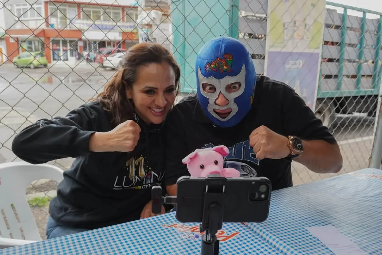 ¿Le conviene  a Tania Ruiz seguir bajo "el manto protector" del Gobernador Kuri; una vez que sea destapada como Coordinadora de "Cuidar Querétaro" en SJR.