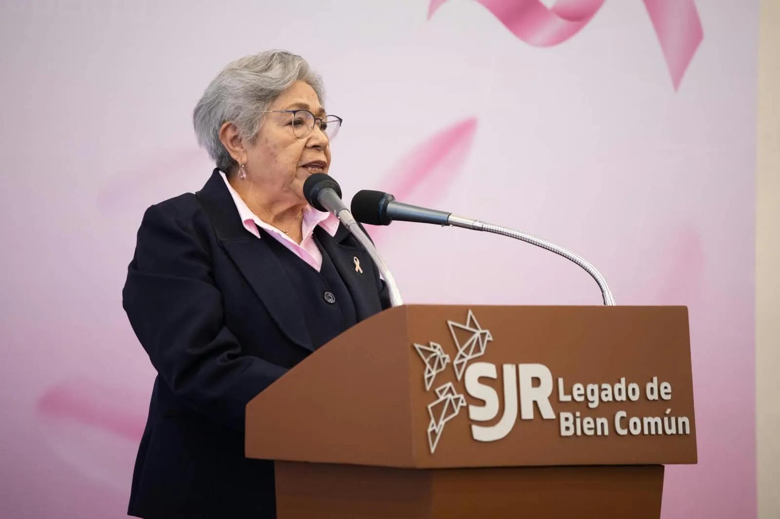 La detección oportuna del cáncer de mama es vital para superar la enfermedad: Roberto Cabrera.