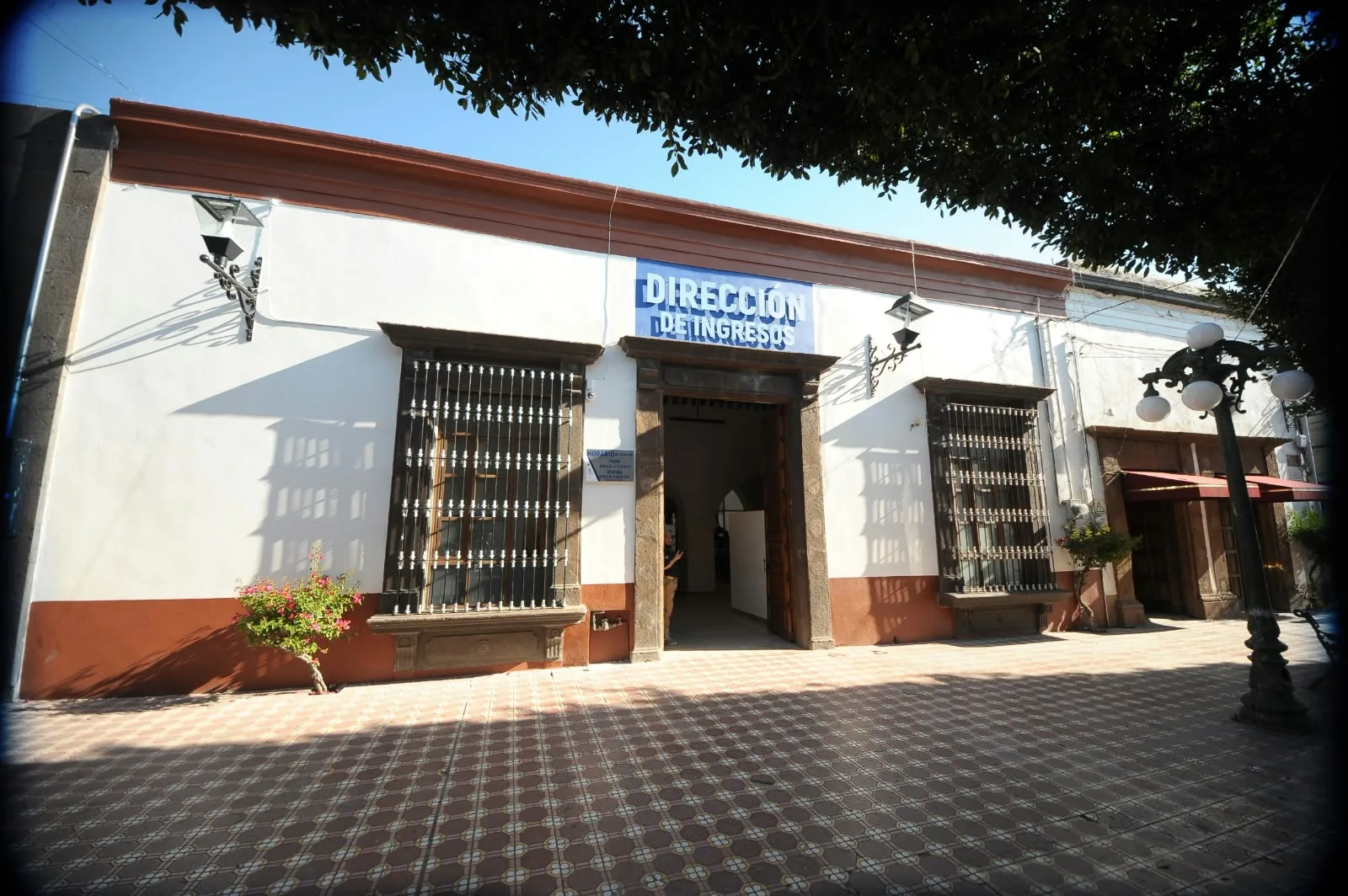 ¡No es día de los Santos Inocentes! en SJR, pero mañana , contribuyentes aprovecharán descuento de100% en multas y recargos de predial.
