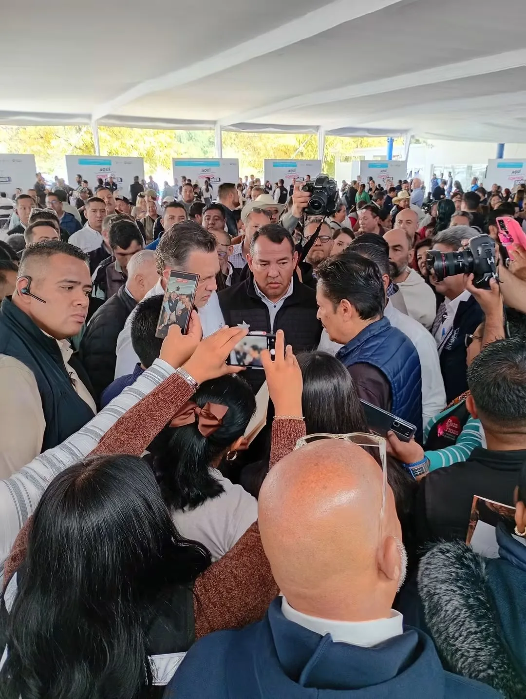 Garantizado el servicio médico para trabajadores del Gobierno Municipal de San Juan del Río.