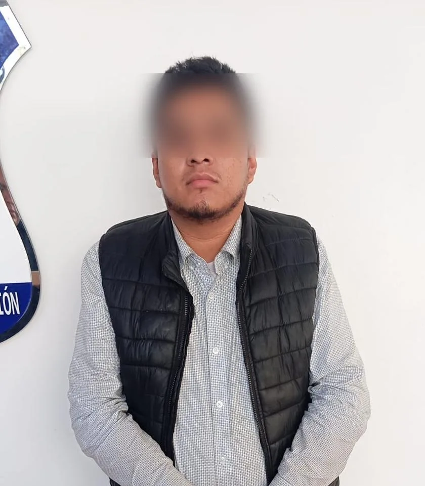 Detenido por ingerir bebidas embriagantes alterar el orden público y portar arma de fuego sin licencia; en SJR
