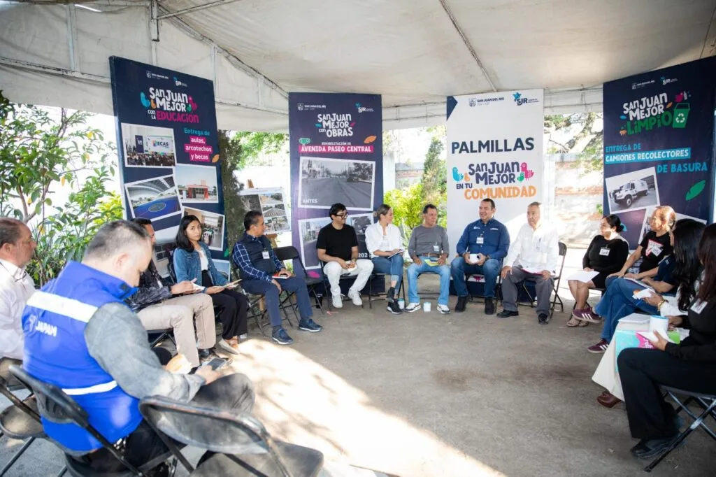 Presidente de SJR sostiene encuentro con liderazgos de Palmillas; además se brinda atención ciudadana, entrega de apoyos, reforestación, rehabilitación de espacios, entre otras.