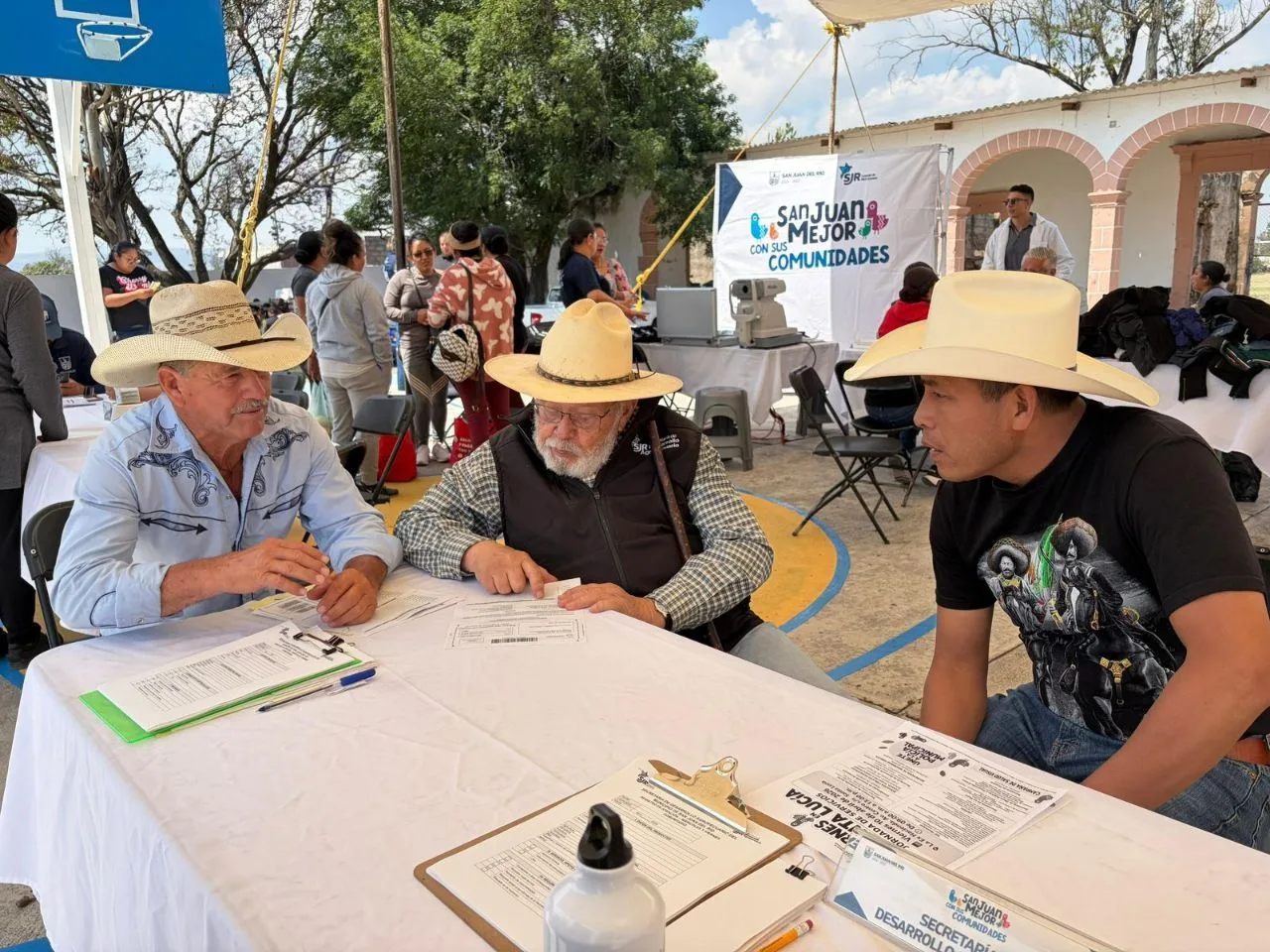 Gobierno Municipal de SJR trabaja por un Mejor San Juan con jornada del Programa “Viernes en Santa Lucía”