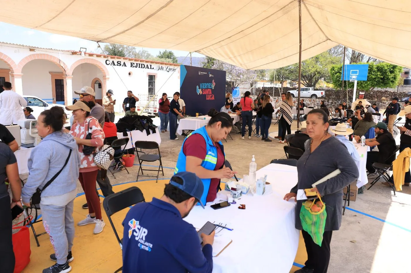 Gobierno Municipal de SJR trabaja por un Mejor San Juan con jornada del Programa “Viernes en Santa Lucía”