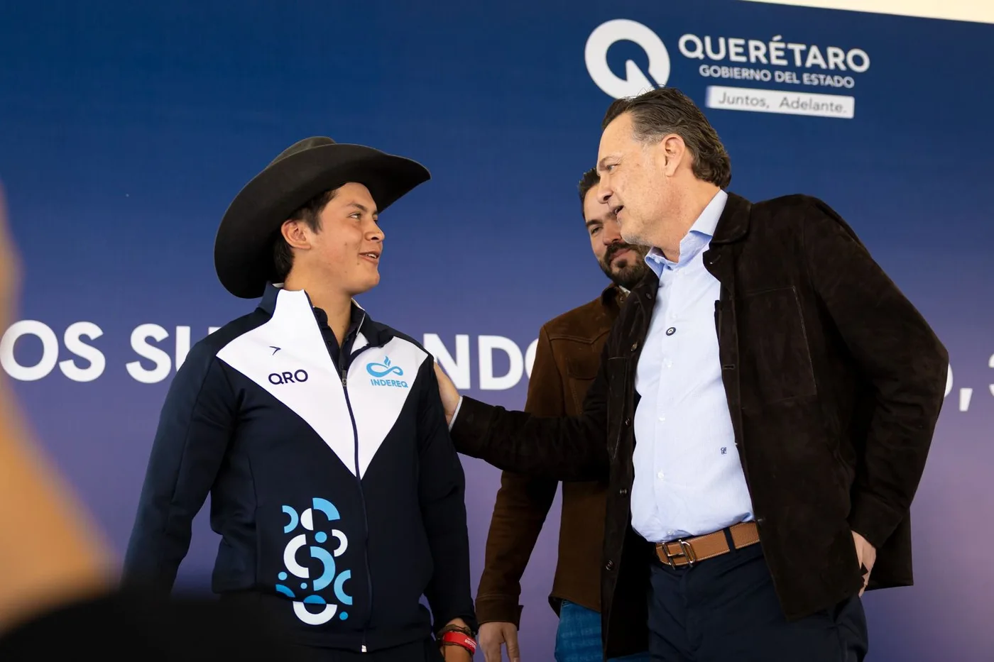 Abandera Gobernador Kuri a delegación queretana rumbo a la Olimpiada Nacional CONADE 2026