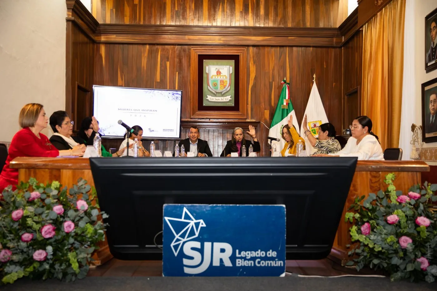 Entregó Roberto Cabrera 11 reconocimientos “Mujer que Inspira” a sanjuanenses destacadas.