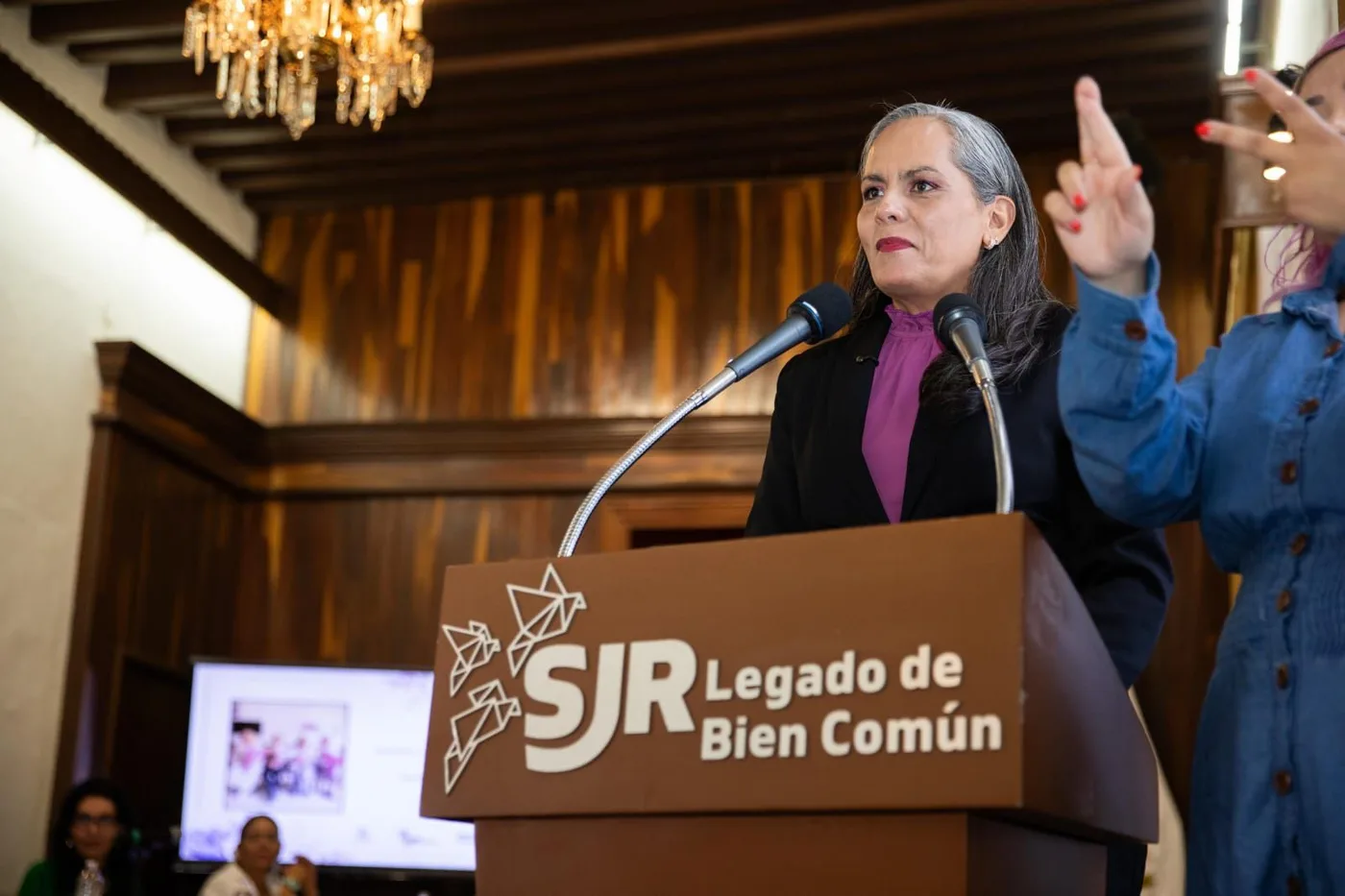 Entregó Roberto Cabrera 11 reconocimientos “Mujer que Inspira” a sanjuanenses destacadas.