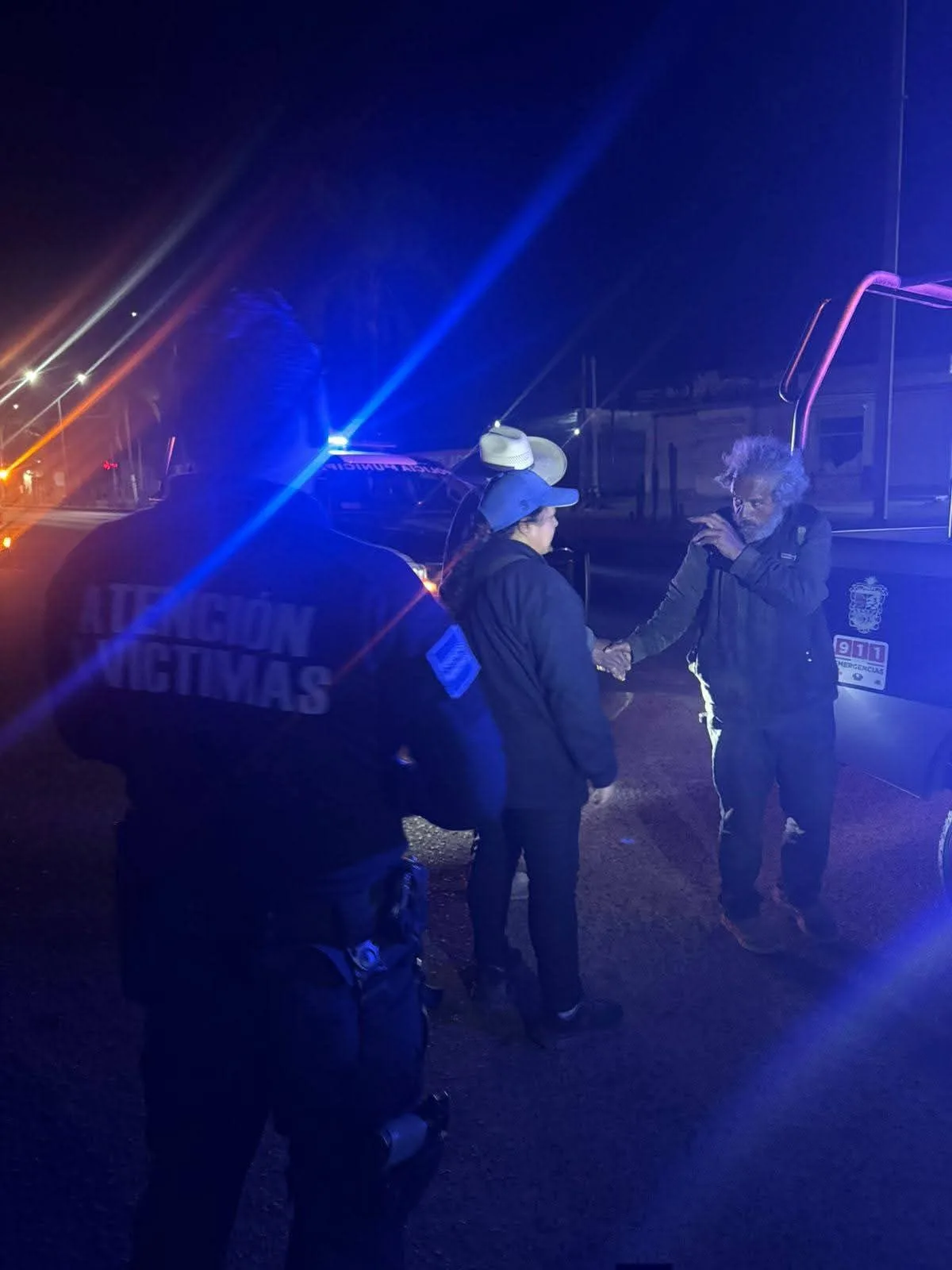 Apareció en Arroyo Seco masculino no localizado en SJR; dependencias policiacas lo trasladaron de regreso con sus familiares.