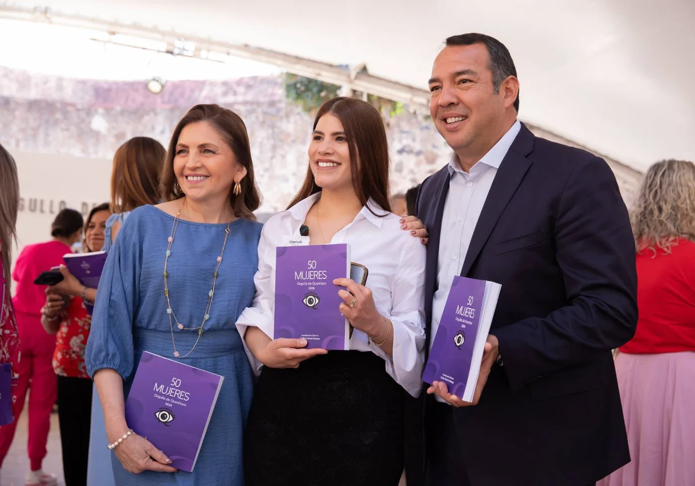 Asiste Gina Sánchez a la presentación del libro “50 Mujeres, Orgullo de Querétaro 2026”